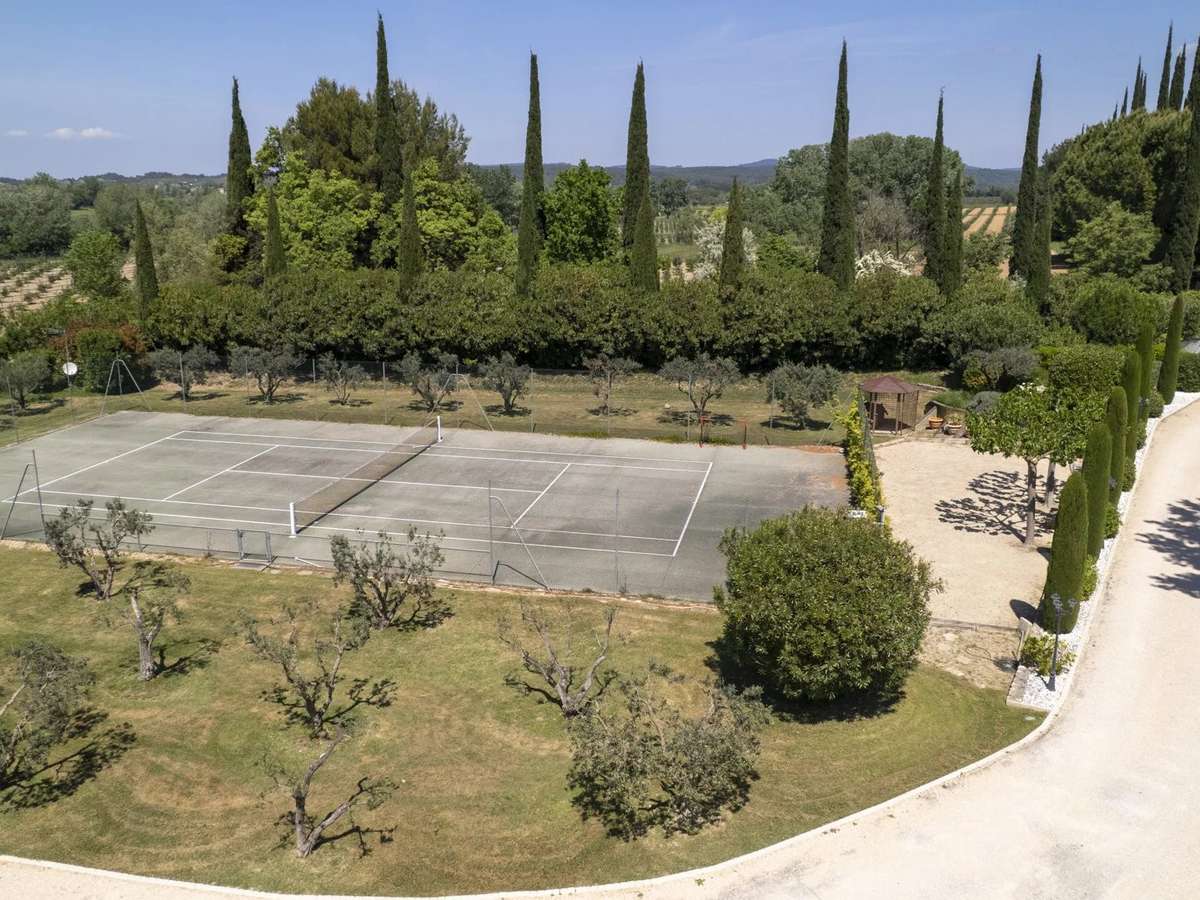 Propriété Raphele-les-arles