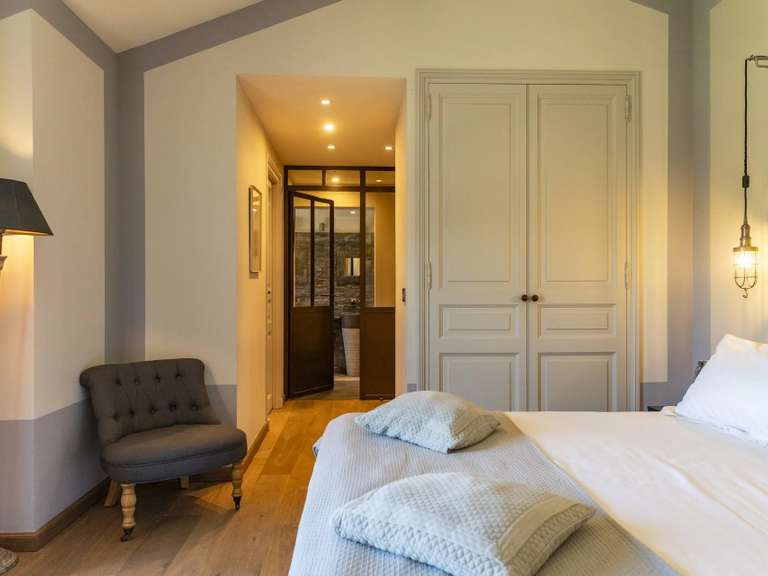 Propriété Raphele-les-arles - 8 chambres