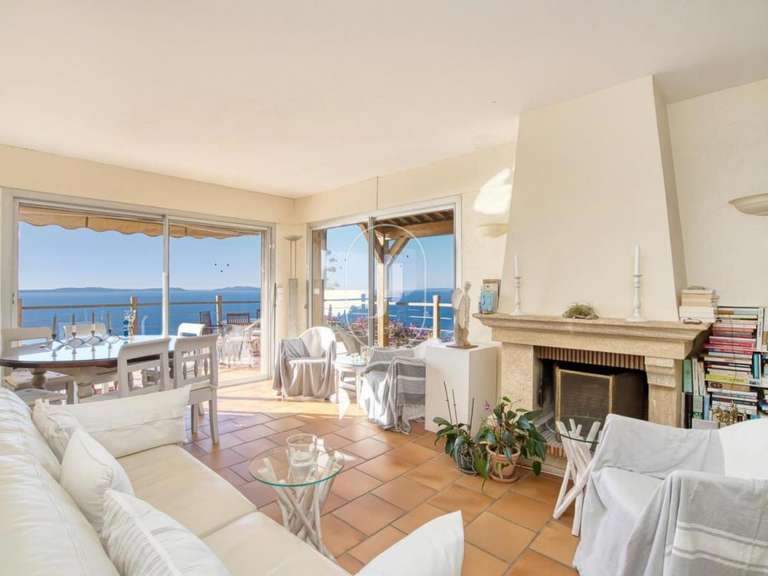 Appartement avec Vue sur mer Rayol-Canadel-sur-Mer - 3 chambres - 95m²
