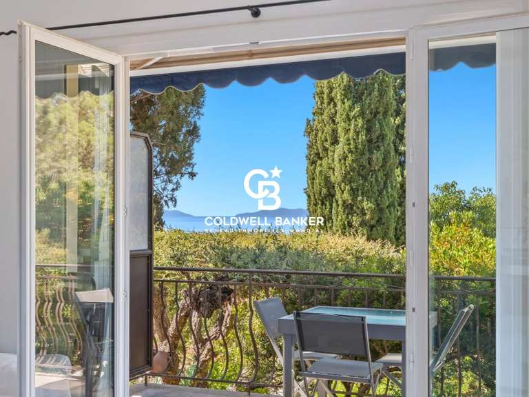 Appartement avec Vue sur mer Rayol-Canadel-sur-Mer - 3 chambres - 69m²