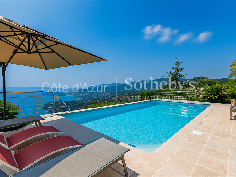 Maison Rayol-Canadel-sur-Mer - 4 chambres - 171m²