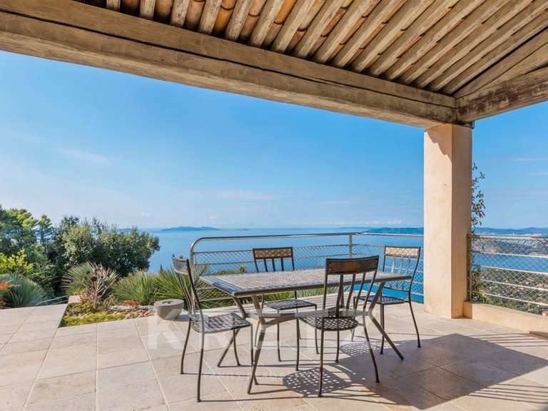 House with Sea view Rayol-Canadel-sur-Mer - 4 bedrooms - 171m²