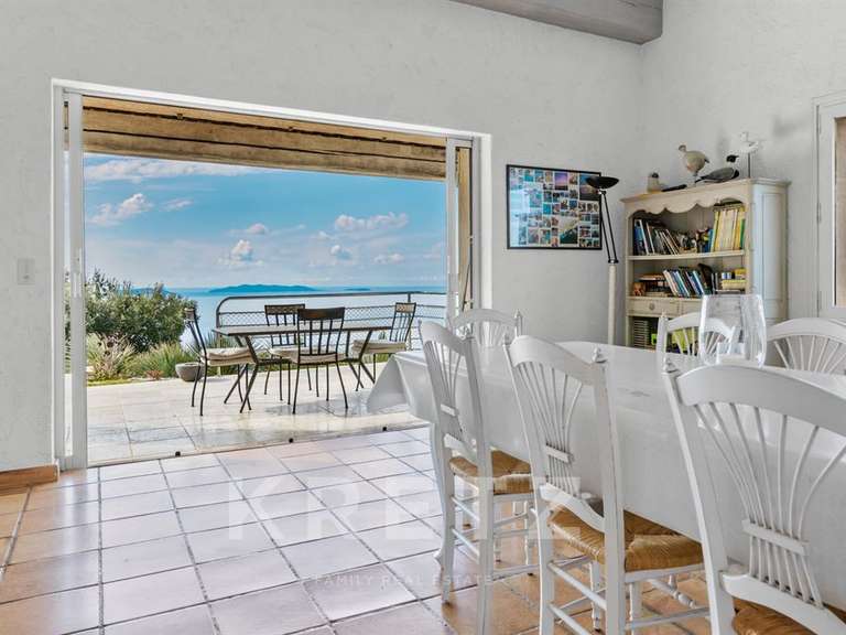 House with Sea view Rayol-Canadel-sur-Mer - 4 bedrooms - 171m²