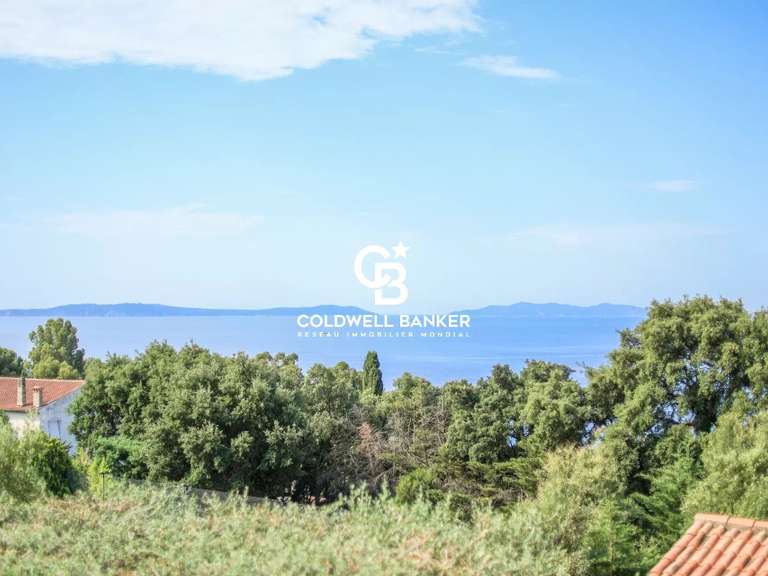 Maison Rayol-Canadel-sur-Mer - 686m²