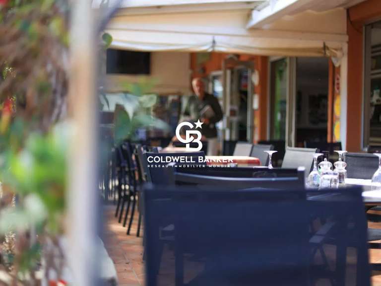 Maison Rayol-Canadel-sur-Mer - 686m²