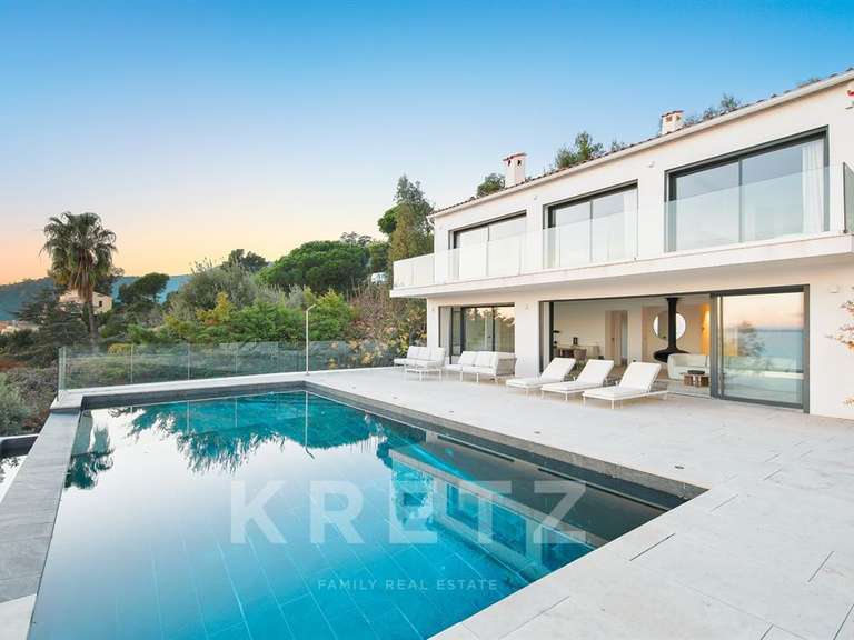 House with Sea view Rayol-Canadel-sur-Mer - 4 bedrooms - 204m²