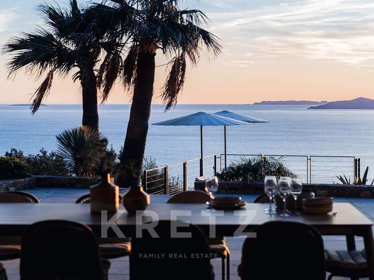 Maison Rayol-Canadel-sur-Mer - 6 chambres - 400m²