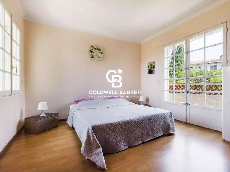 Maison Rayol-Canadel-sur-Mer - 5 chambres - 190m²