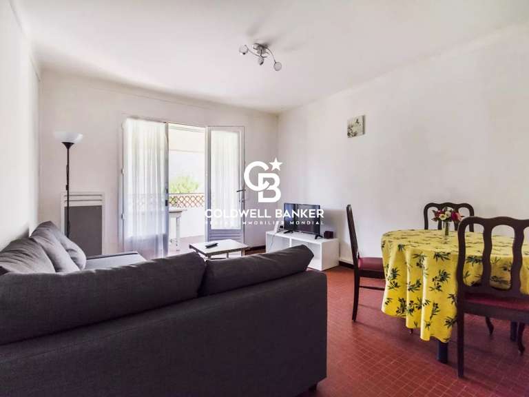 Maison Rayol-Canadel-sur-Mer - 5 chambres - 190m²