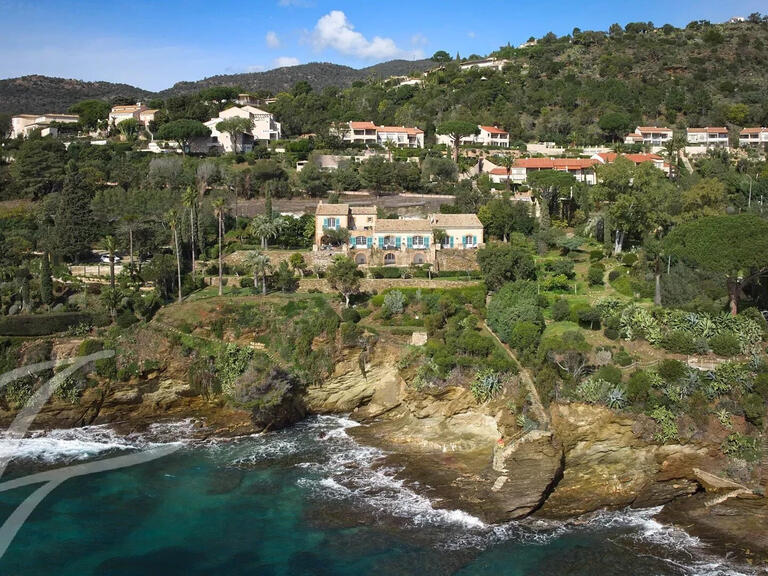 Sale Property with Sea view Rayol-Canadel-sur-Mer - 6 bedrooms