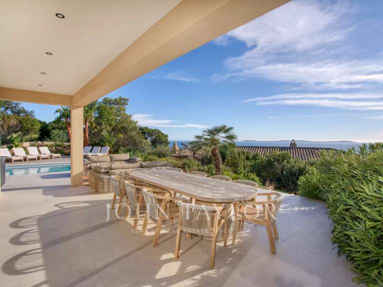 Propriété Rayol-Canadel-sur-Mer - 6 chambres - 200m²