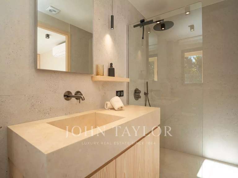 Propriété Rayol-Canadel-sur-Mer - 6 chambres - 200m²