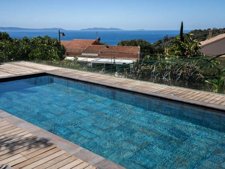 Property with Sea view Rayol-Canadel-sur-Mer - 3 bedrooms - 195m²