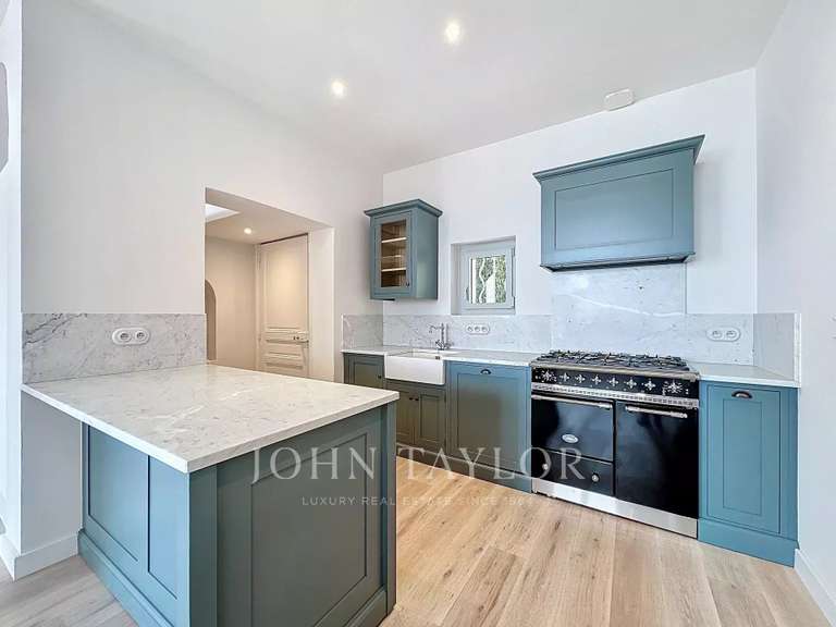 Property Rayol-Canadel-sur-Mer - 4 bedrooms - 190m²