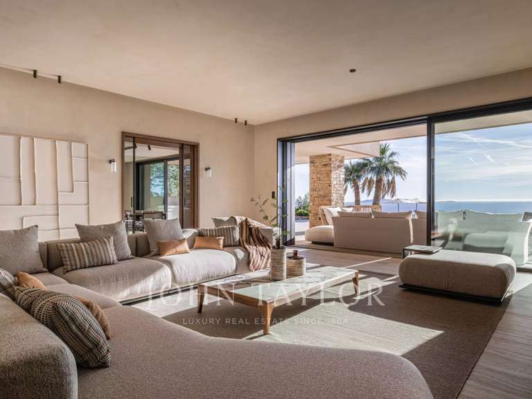 Propriété Rayol-Canadel-sur-Mer - 6 chambres - 440m²
