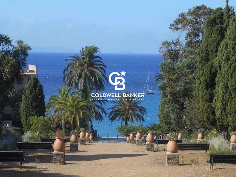 Terrain avec Vue sur mer Rayol-Canadel-sur-Mer - 1258m²