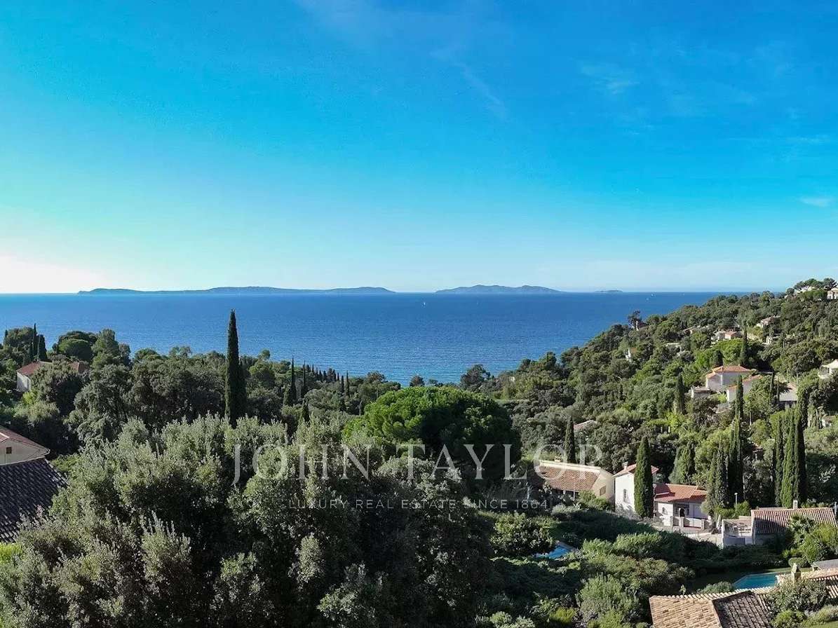Terrain Rayol-Canadel-sur-Mer