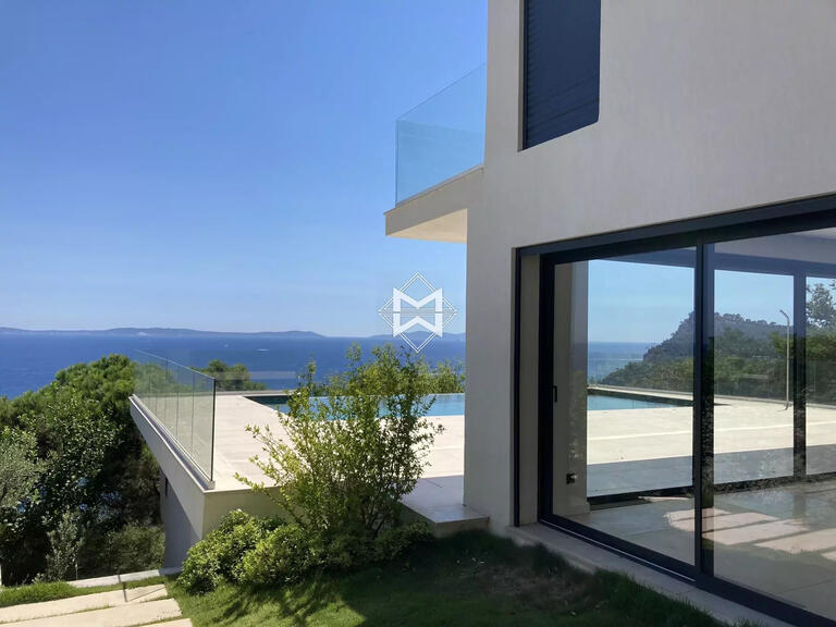 Sale Villa with Sea view Rayol-Canadel-sur-Mer - 4 bedrooms