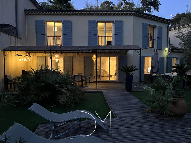 Villa Rayol-Canadel-sur-Mer - 4 chambres - 136m²