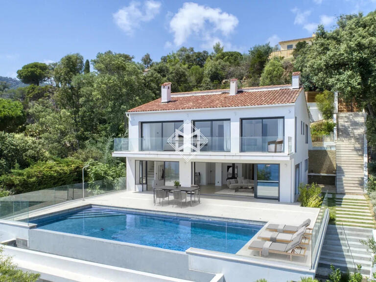 Villa Rayol-Canadel-sur-Mer - 4 chambres - 220m²