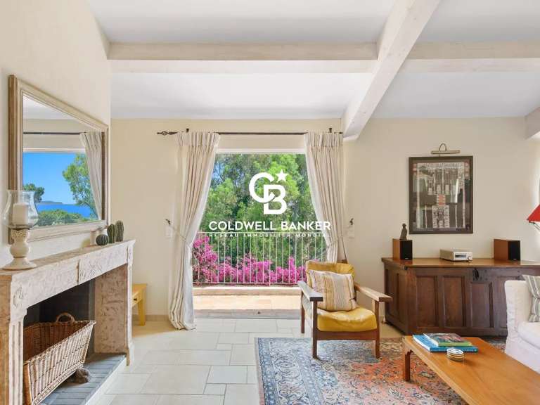 Villa Rayol-Canadel-sur-Mer - 4 bedrooms - 192m²