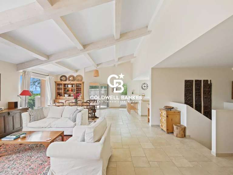 Villa Rayol-Canadel-sur-Mer - 4 bedrooms - 192m²