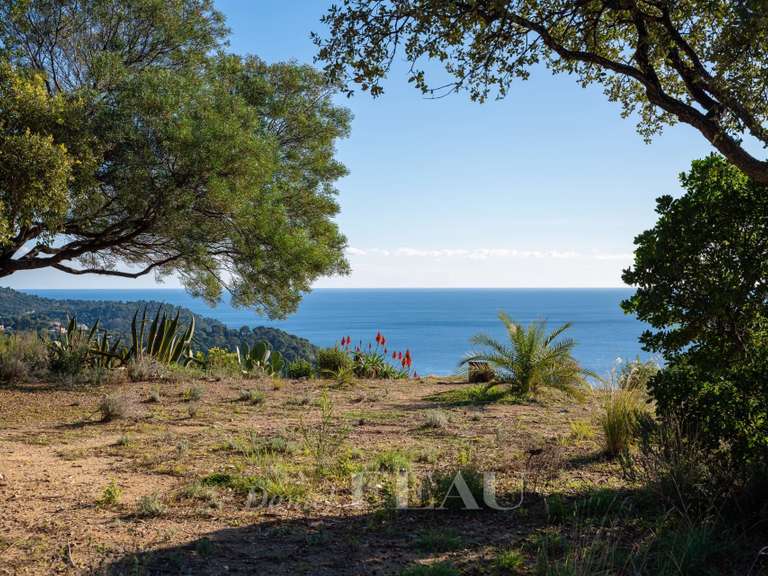 Villa with Sea view Rayol-Canadel-sur-Mer - 6 bedrooms - 162m²