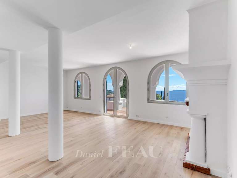 Villa Rayol-Canadel-sur-Mer - 4 bedrooms - 190m²