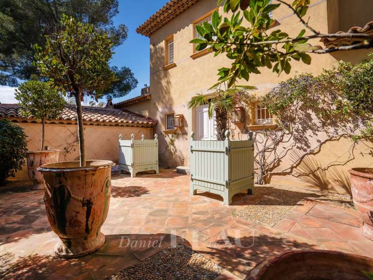 Villa Rayol-Canadel-sur-Mer - 7 chambres - 461m²