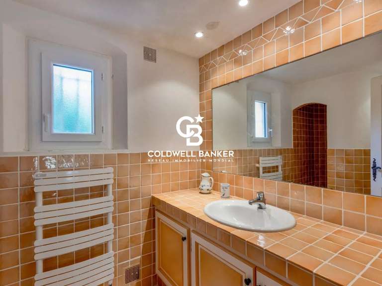Villa with Sea view Rayol-Canadel-sur-Mer - 6 bedrooms - 156m²