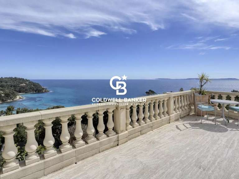 Villa avec Vue sur mer Rayol-Canadel-sur-Mer - 255m²