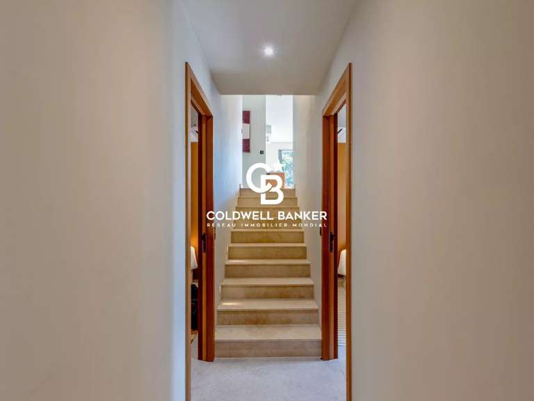 Villa with Sea view Rayol-Canadel-sur-Mer - 5 bedrooms - 203m²