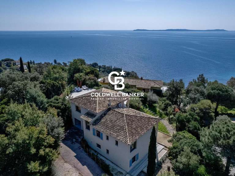 Villa with Sea view Rayol-Canadel-sur-Mer - 5 bedrooms - 203m²