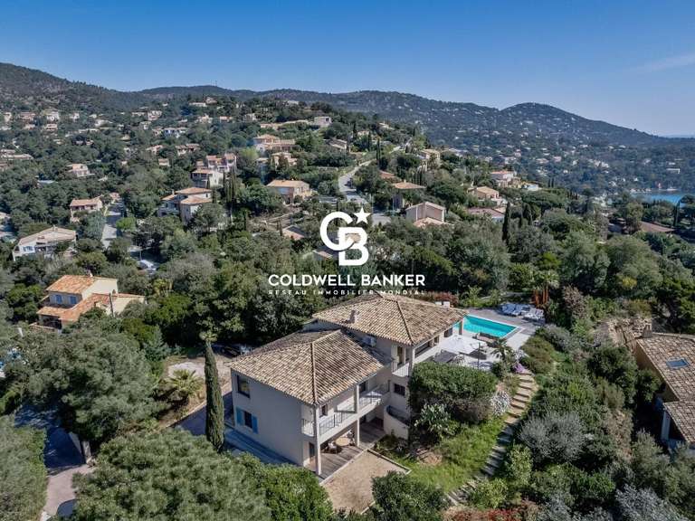 Villa with Sea view Rayol-Canadel-sur-Mer - 5 bedrooms - 203m²