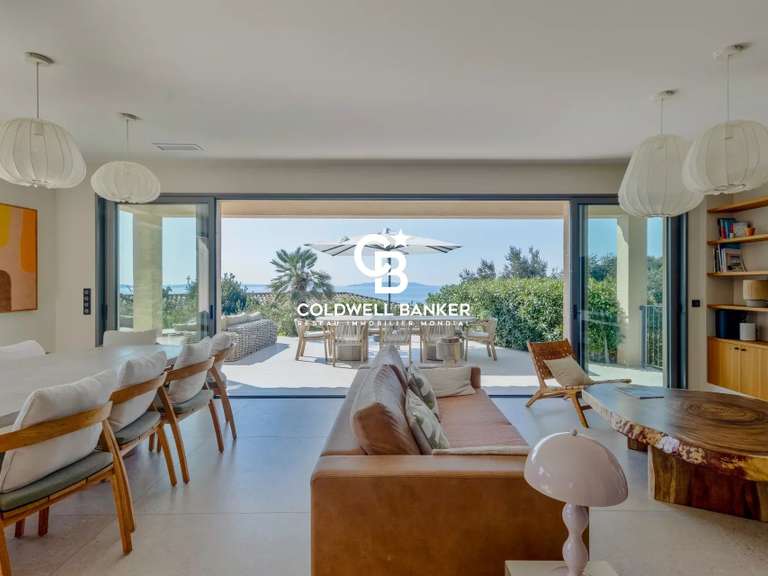 Villa with Sea view Rayol-Canadel-sur-Mer - 5 bedrooms - 203m²