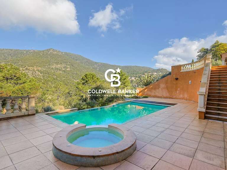 Villa Rayol-Canadel-sur-Mer - 4 chambres - 180m²