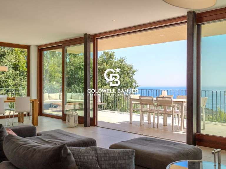 Villa avec Vue sur mer Rayol-Canadel-sur-Mer - 3 chambres - 121m²