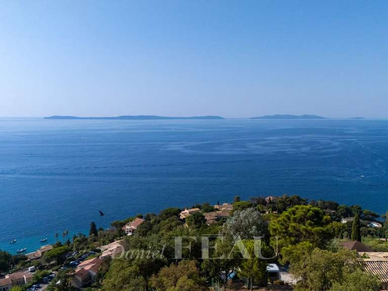 Villa avec Vue sur mer Rayol-Canadel-sur-Mer - 6 chambres - 184m²