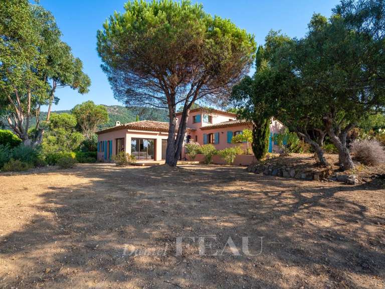 Villa avec Vue sur mer Rayol-Canadel-sur-Mer - 6 chambres - 184m²