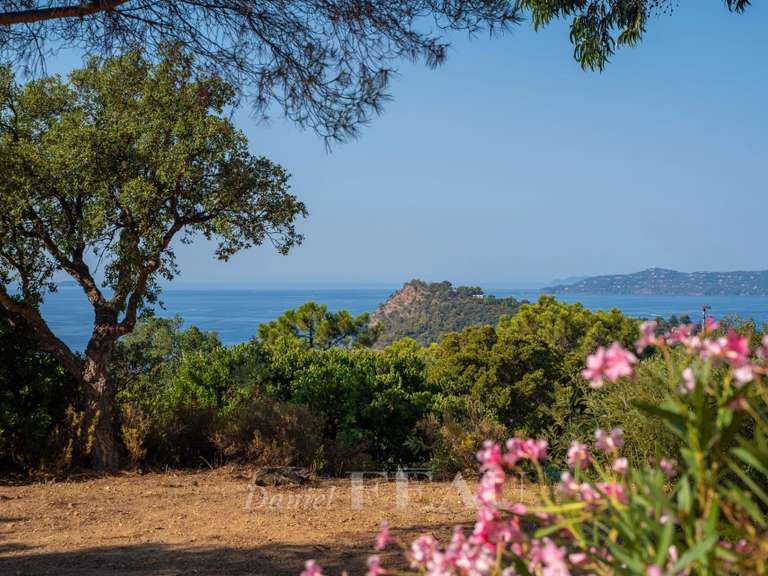 Villa avec Vue sur mer Rayol-Canadel-sur-Mer - 6 chambres - 184m²