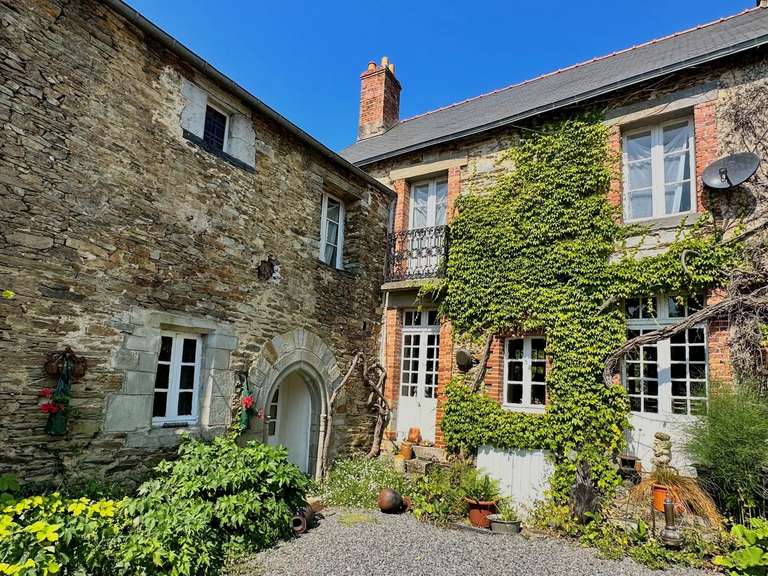 Manoir Redon - 11 chambres - 48635m²