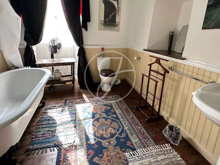 Manoir Redon - 11 chambres - 48635m²