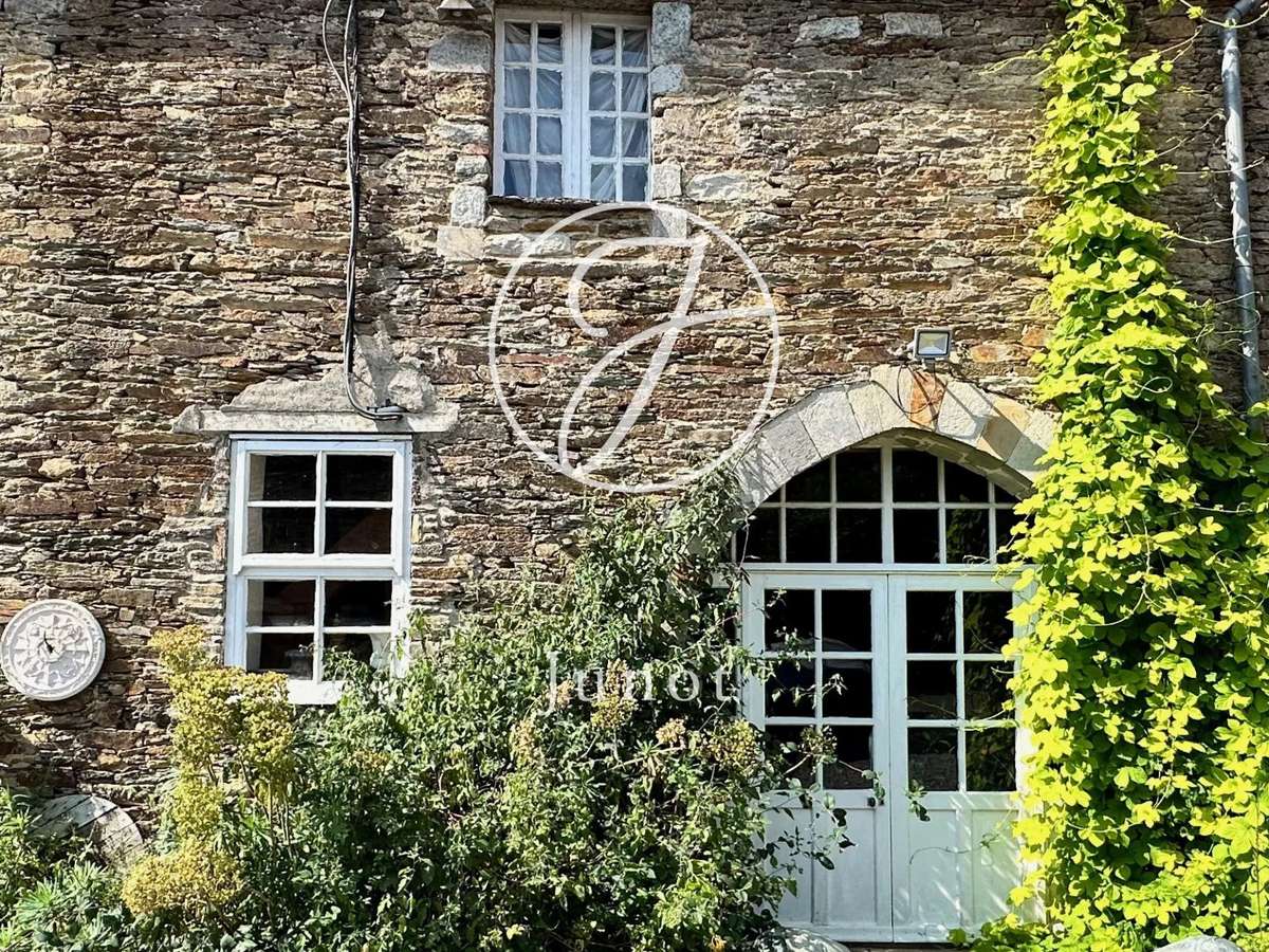 Manor Redon