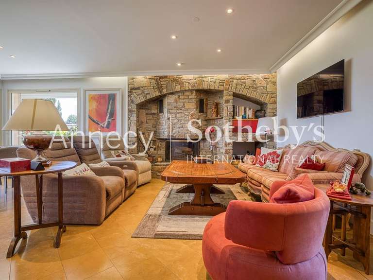 Maison Reignier - 3 chambres - 190m²