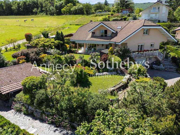 Maison Reignier - 3 chambres - 190m²