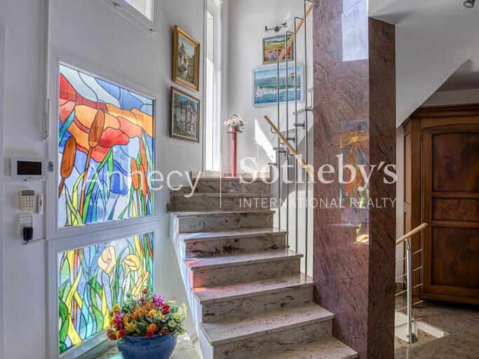 House Reignier - 5 bedrooms - 263m²