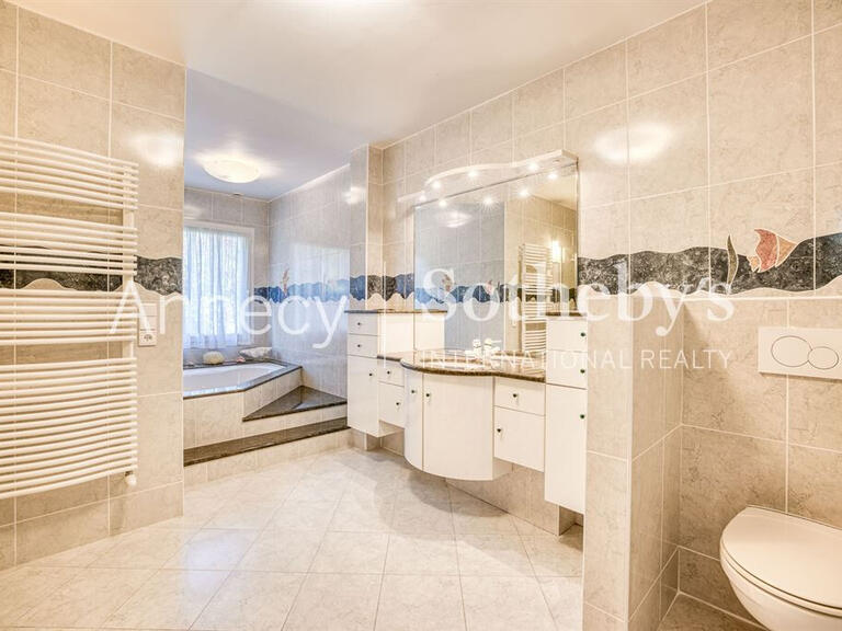 House Reignier - 5 bedrooms - 263m²