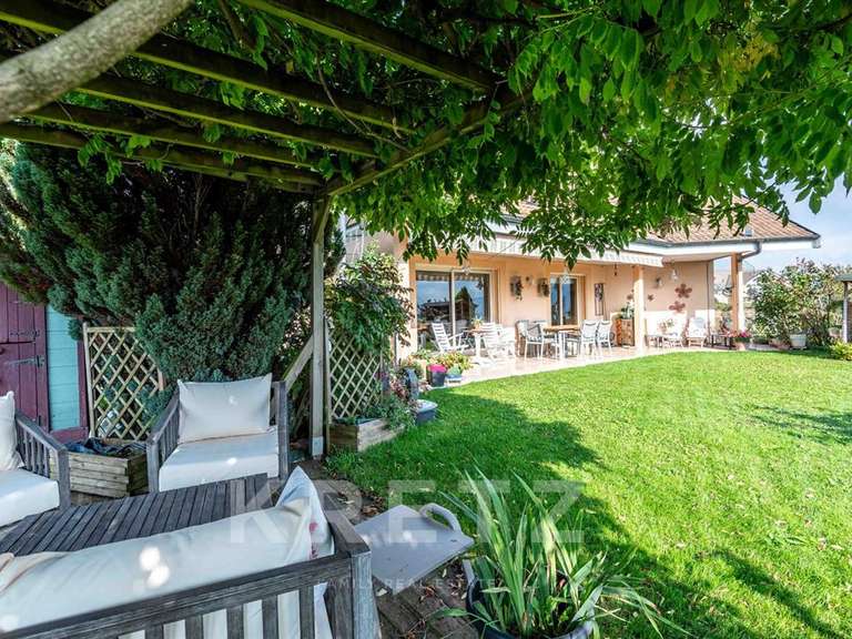 Maison Reignier - 5 chambres - 255m²