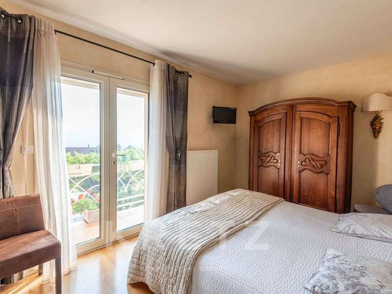 Maison Reignier - 5 chambres - 255m²