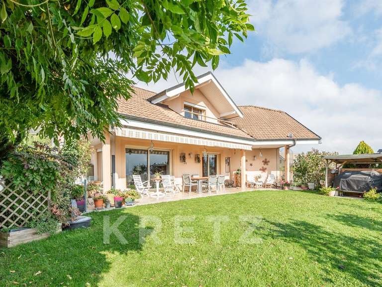 Maison Reignier - 5 chambres - 255m²